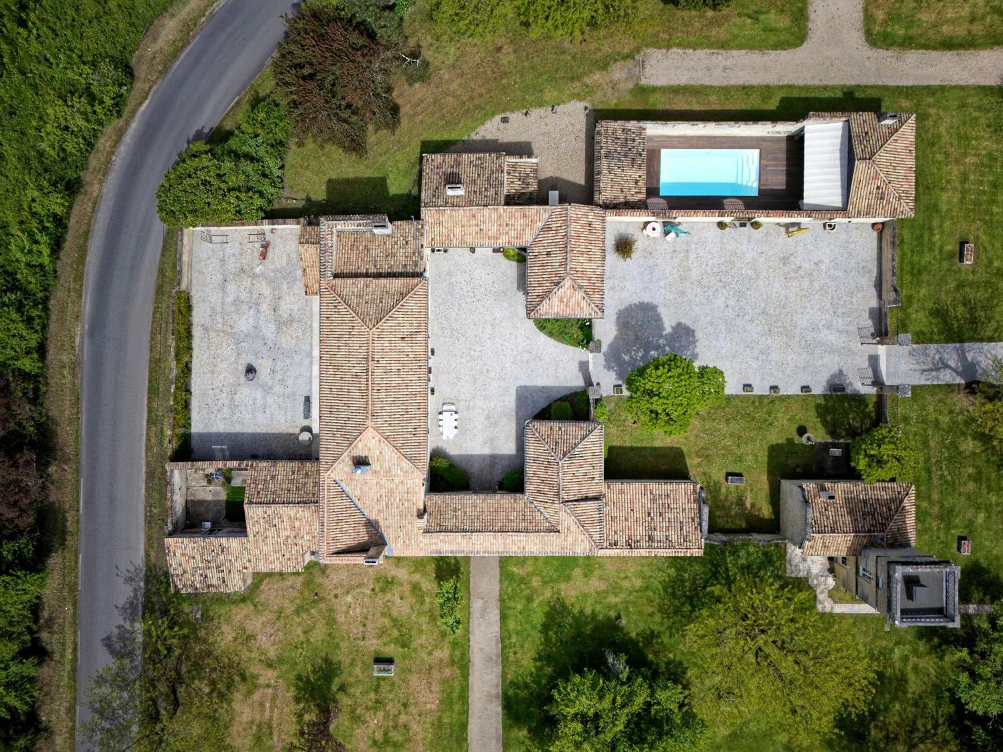 Villa La Chapelle du Domaine de Choisy à Abzac  Extérieur photo